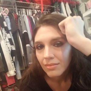 Meet your Posher, Candice